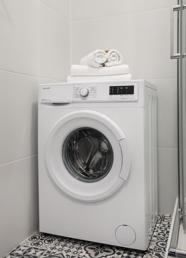 Nowogrodzka Grey Warschau